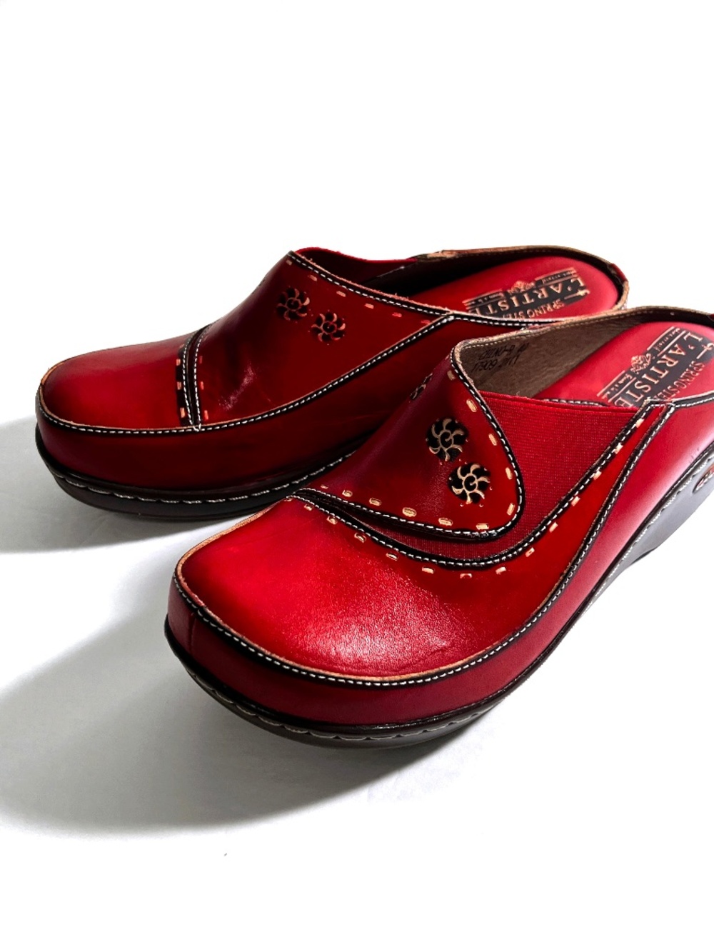Spring Step L'Artiste Red Leather Hand Painted Flower Wedge Shoes Sz 40